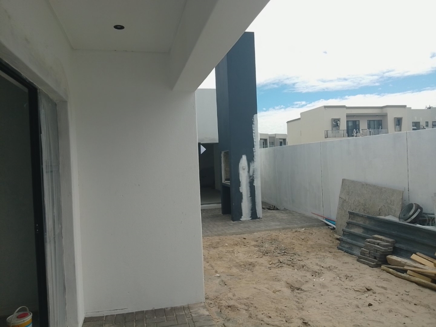 3 Bedroom Property for Sale in Sandown Western Cape